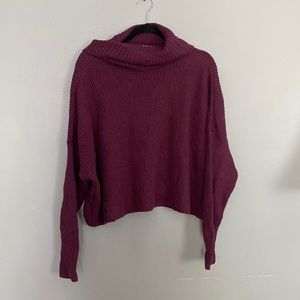 Cropped Hollister sweater